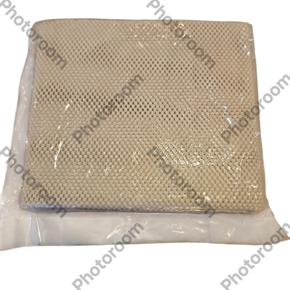 Home ESSENTIALS Rug Pad in Cream 3'×5' - Picture 4 of 7